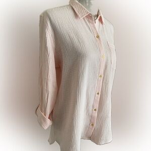 Anne Klein pink L button down shirt